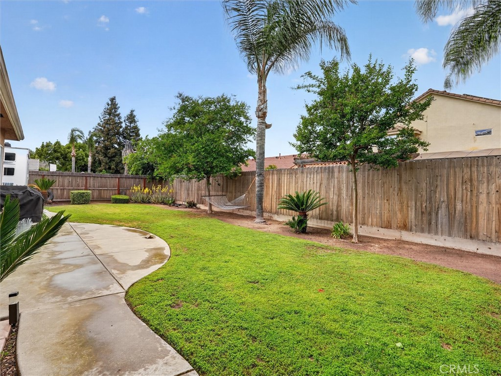 2927 Browning Ave, Clovis, CA 93611