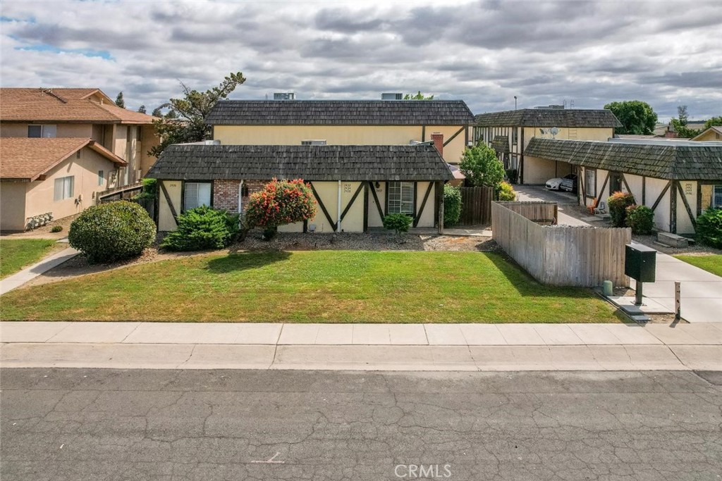 2432 S Sallee Ct, Visalia, CA 93277