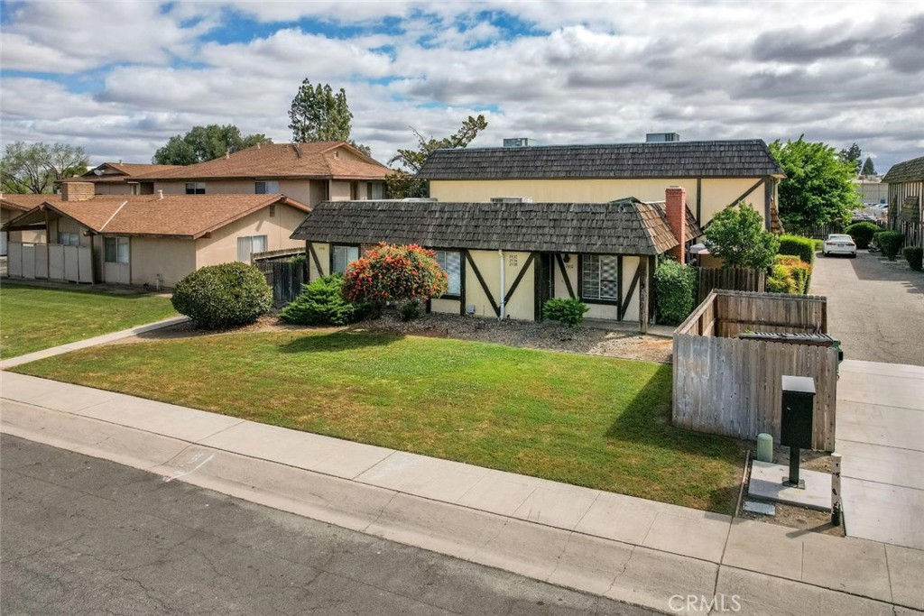 2432 S Sallee Ct, Visalia, CA 93277