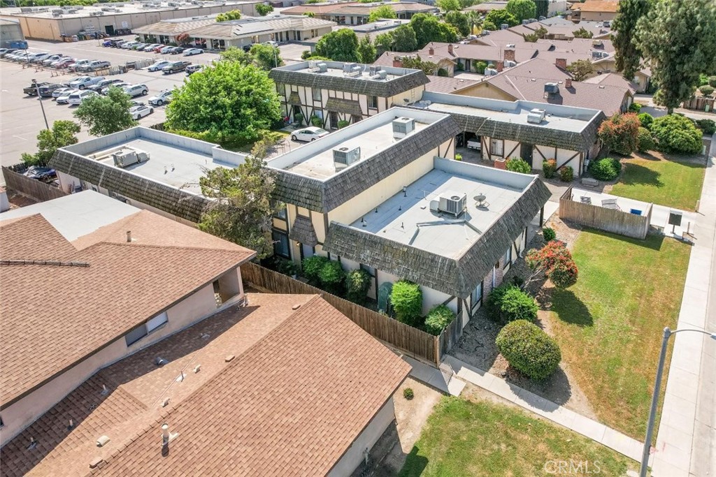 2432 S Sallee Ct, Visalia, CA 93277