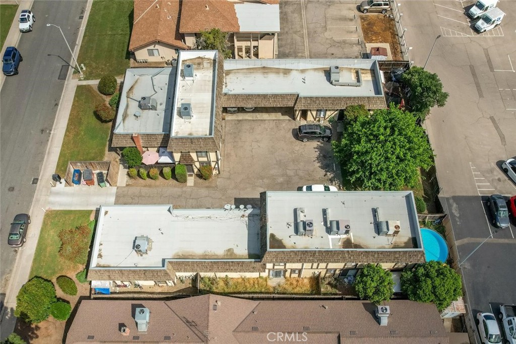 2440 S Sallee Ct, Visalia, CA 93277