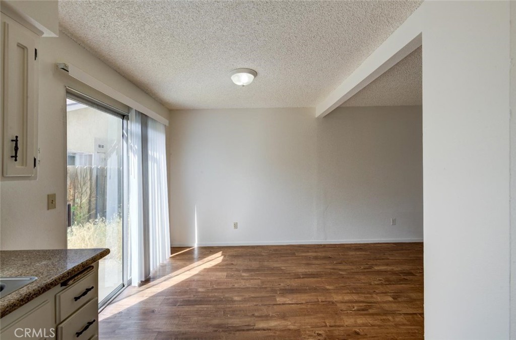 2440 S Sallee Ct, Visalia, CA 93277