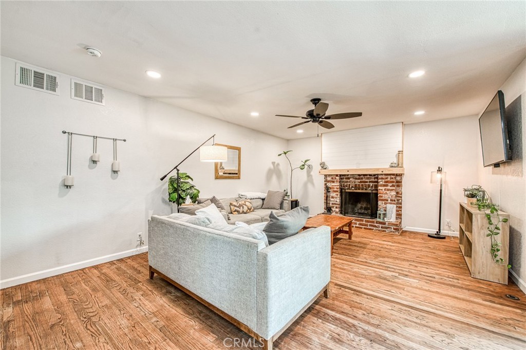 3334 N Harrison, Fresno, CA 93704