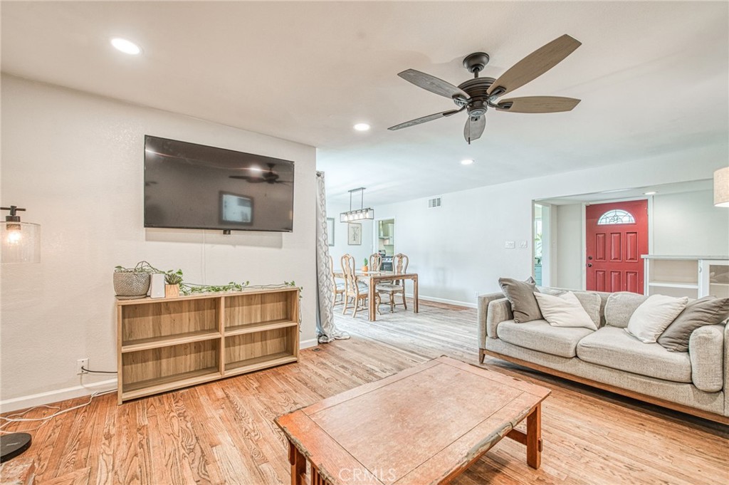 3334 N Harrison, Fresno, CA 93704