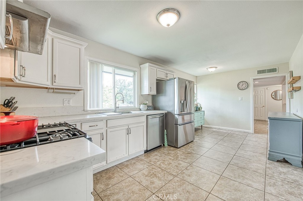 3334 N Harrison, Fresno, CA 93704