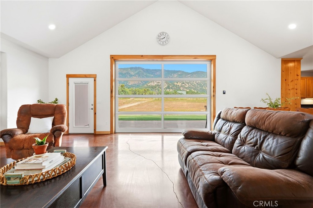 39348 Dunlap, Squaw Valley, CA 93675