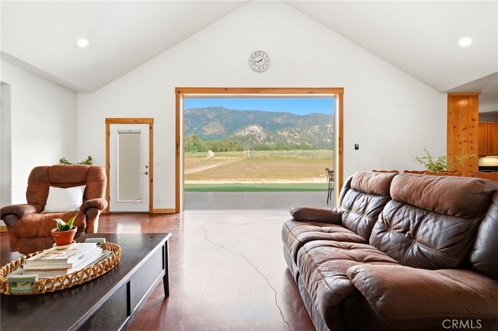 39348 Dunlap, Squaw Valley, CA 93675