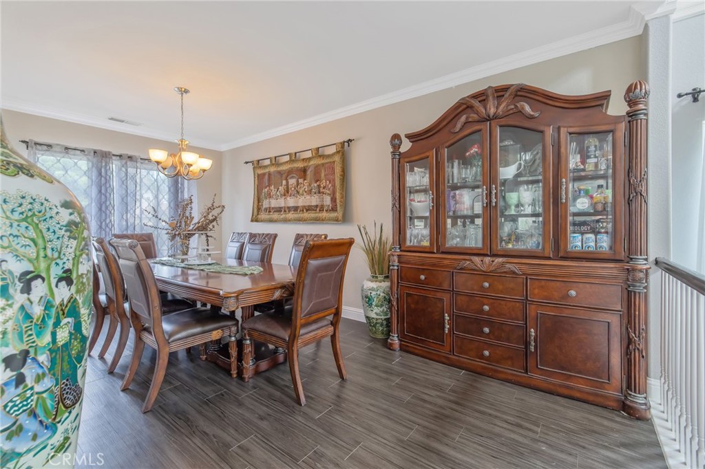 1077 Paradise, Lemoore, CA 93245