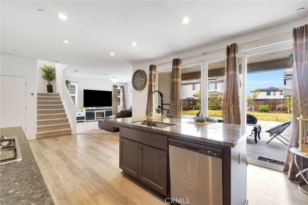 6118 E Berkeley, Fresno, CA 93727