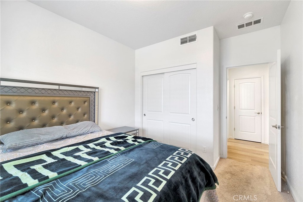 6118 E Berkeley, Fresno, CA 93727