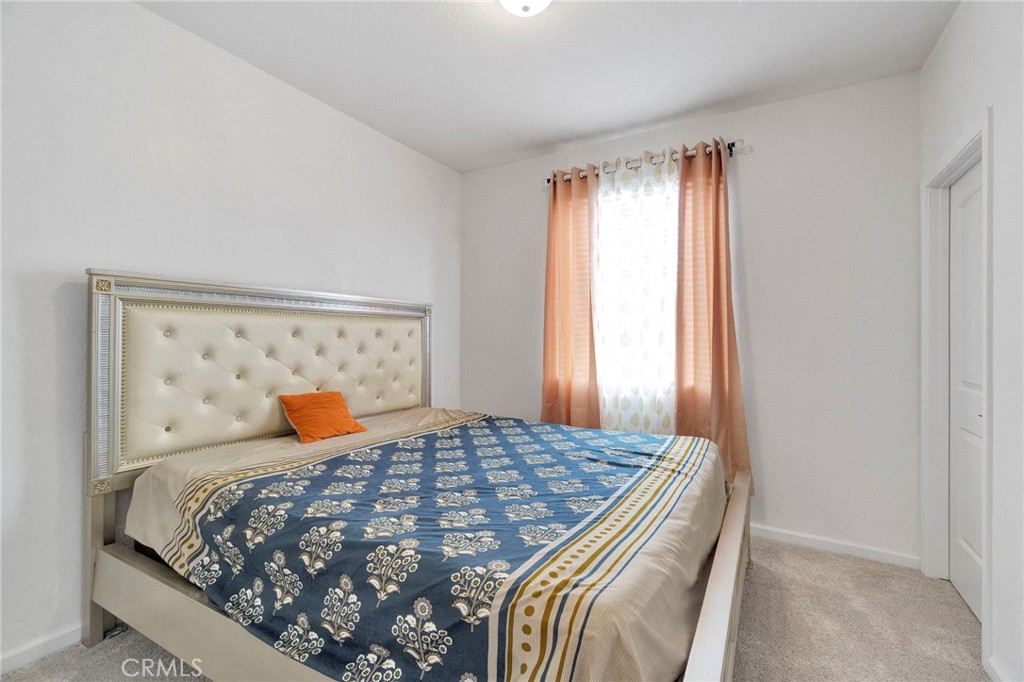 6118 E Berkeley, Fresno, CA 93727