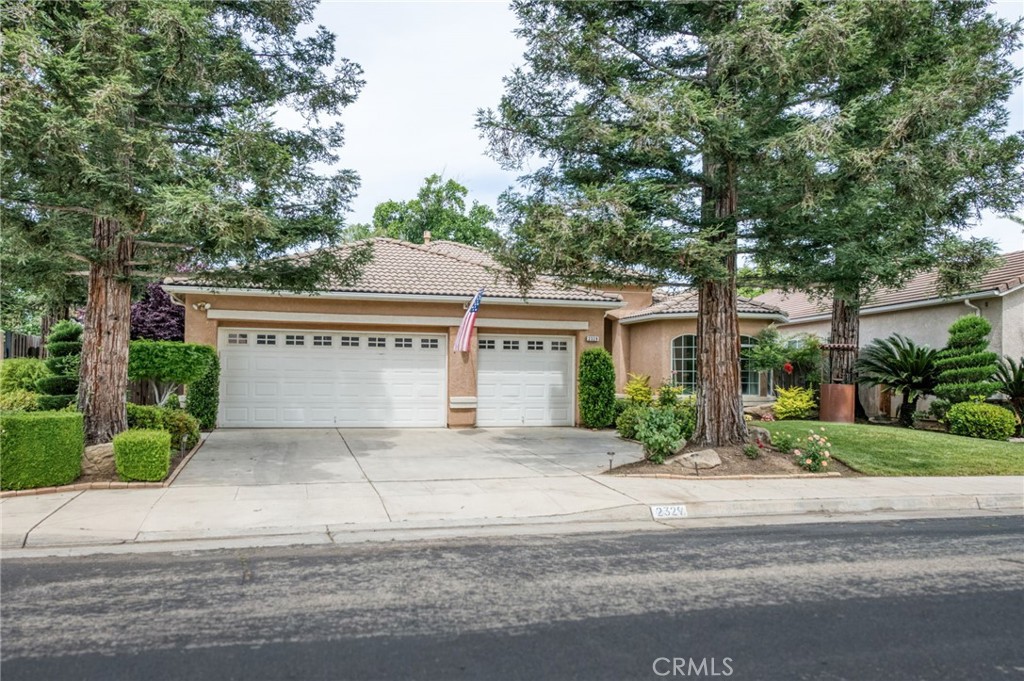 2329 Prescott, Clovis, CA 93619