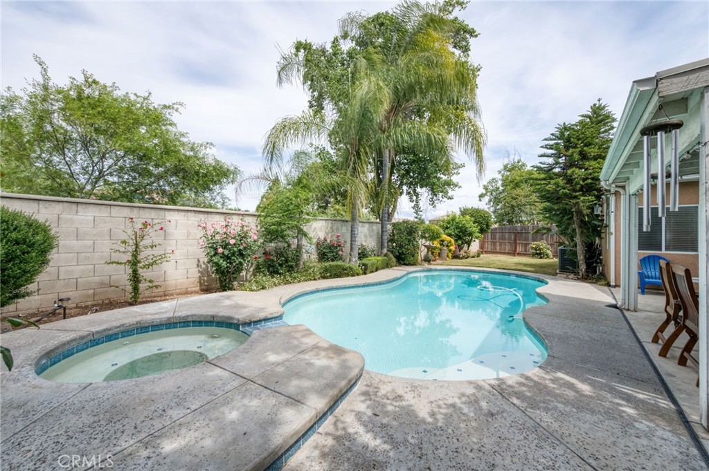 2329 Prescott, Clovis, CA 93619