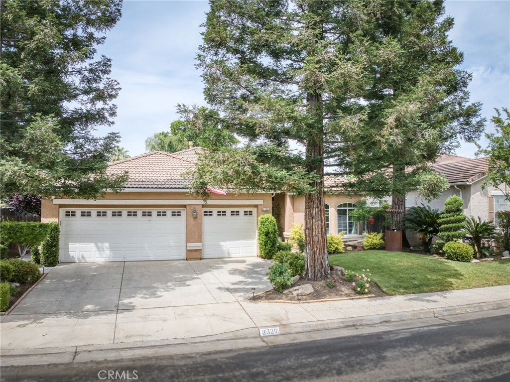 2329 Prescott, Clovis, CA 93619