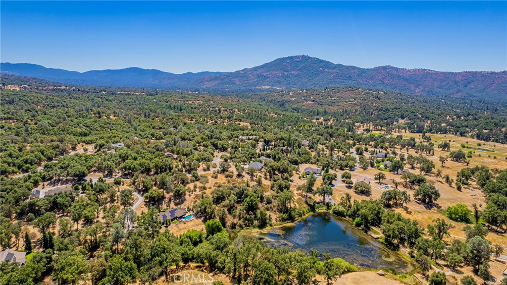 16 Lulniu, Ahwahnee, CA 93601