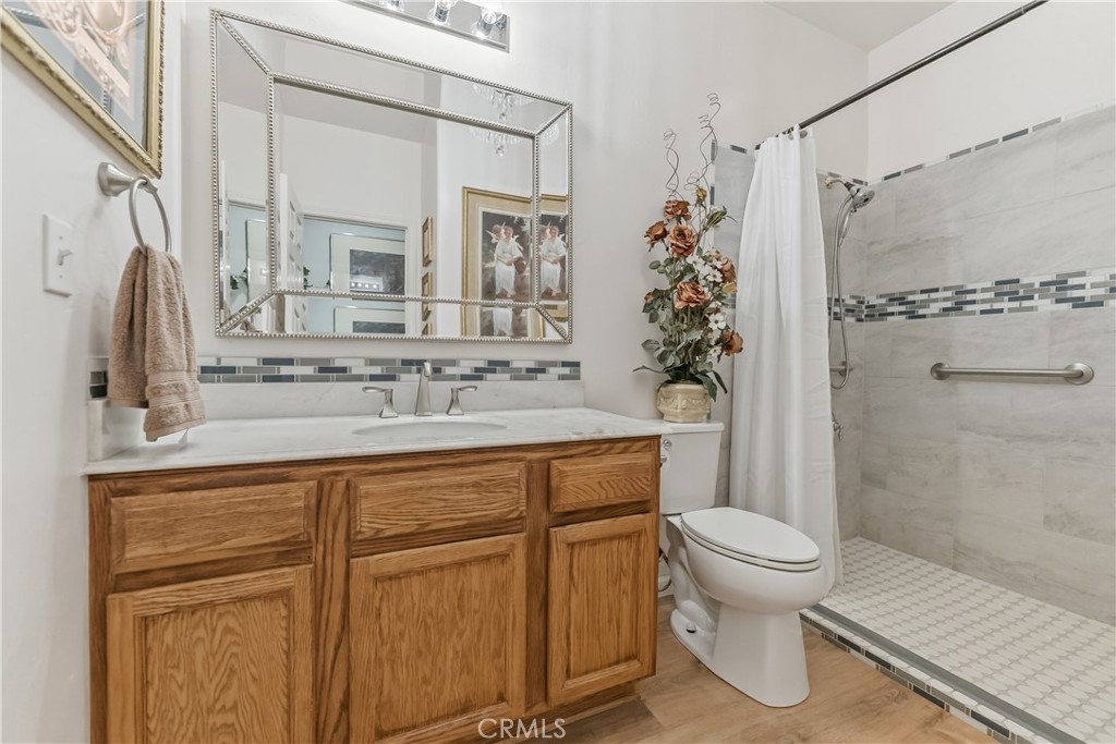 3046 Indianapolis, Clovis, CA 93619