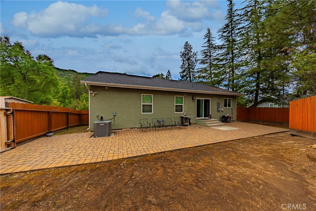 48441 Woodbend Ct, Oakhurst, CA 93644