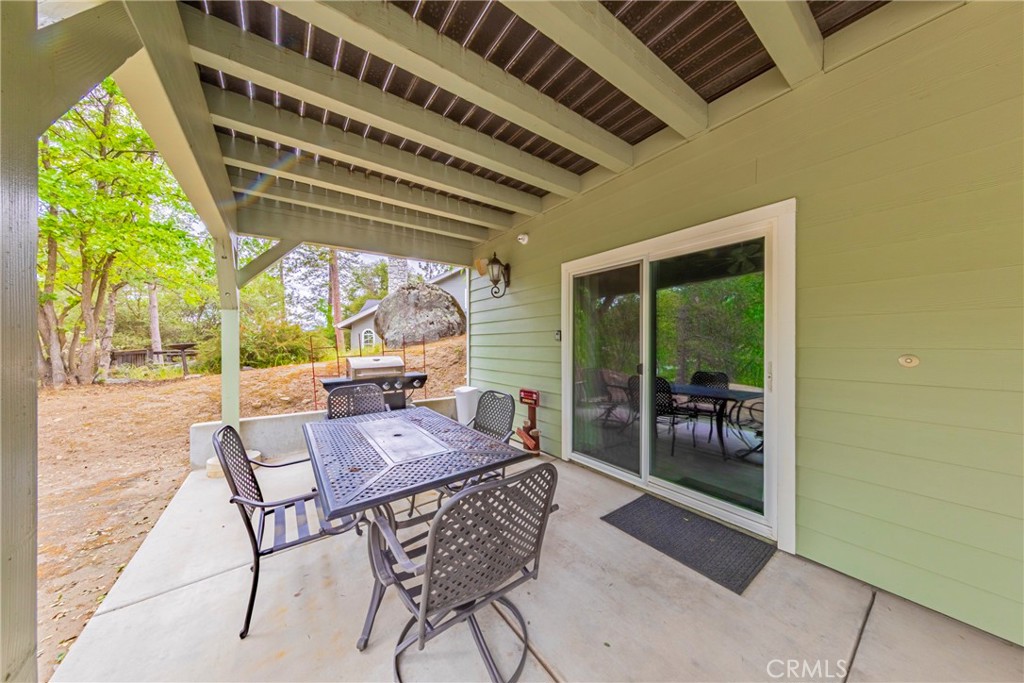 48441 Woodbend Ct, Oakhurst, CA 93644