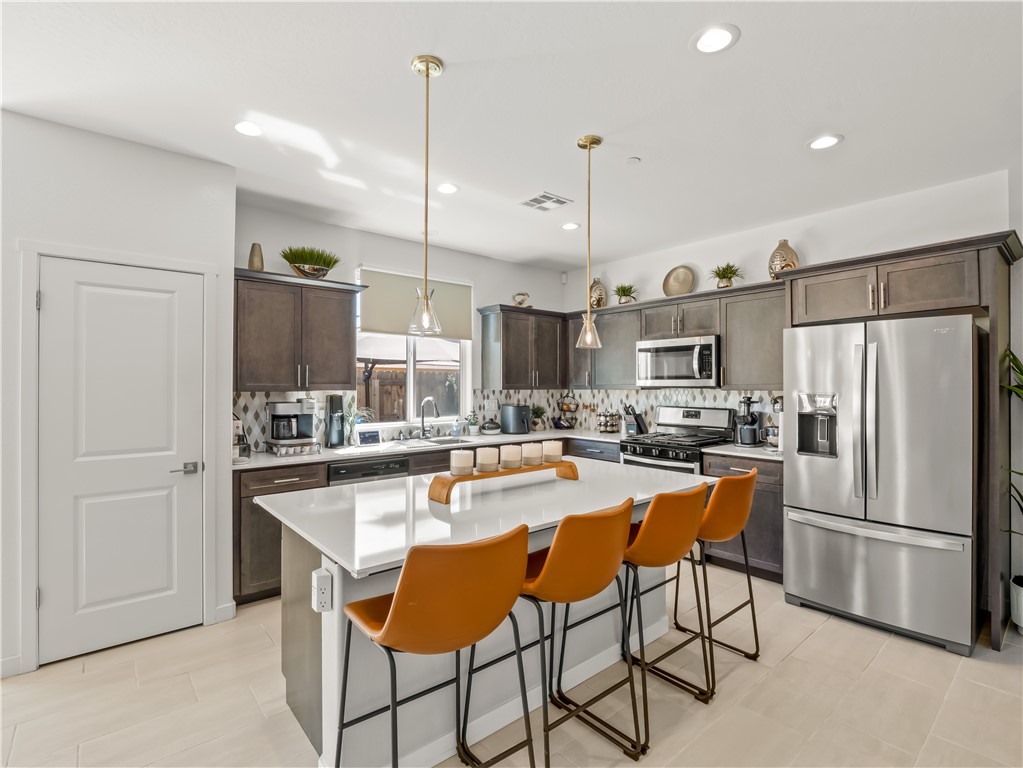 4198 N Reed, Fresno, CA 93723