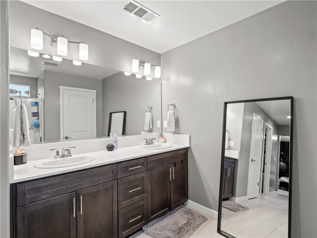 4198 N Reed, Fresno, CA 93723