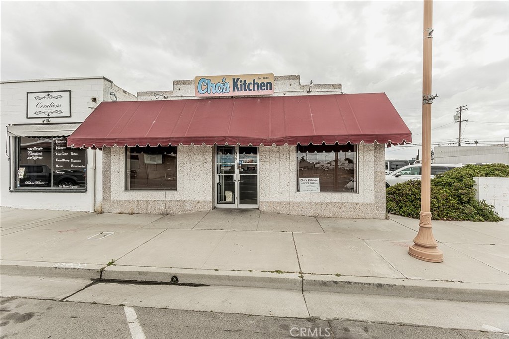 2030 E Front, Selma, CA 93662