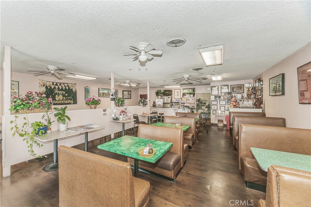 2030 E Front, Selma, CA 93662