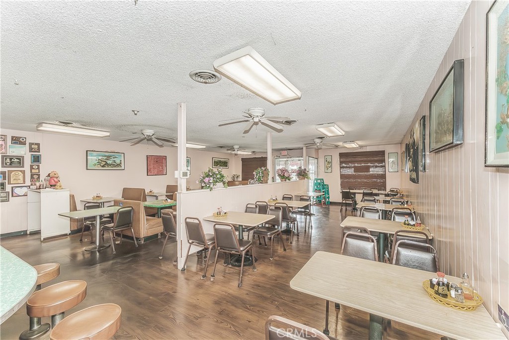 2030 E Front, Selma, CA 93662