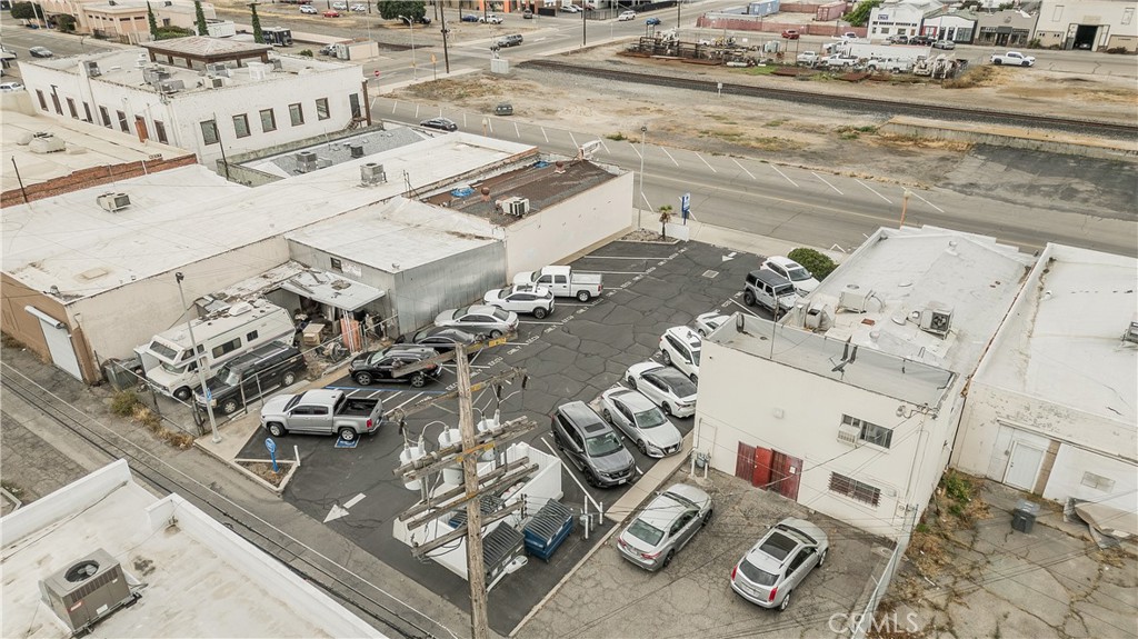 2030 E Front, Selma, CA 93662