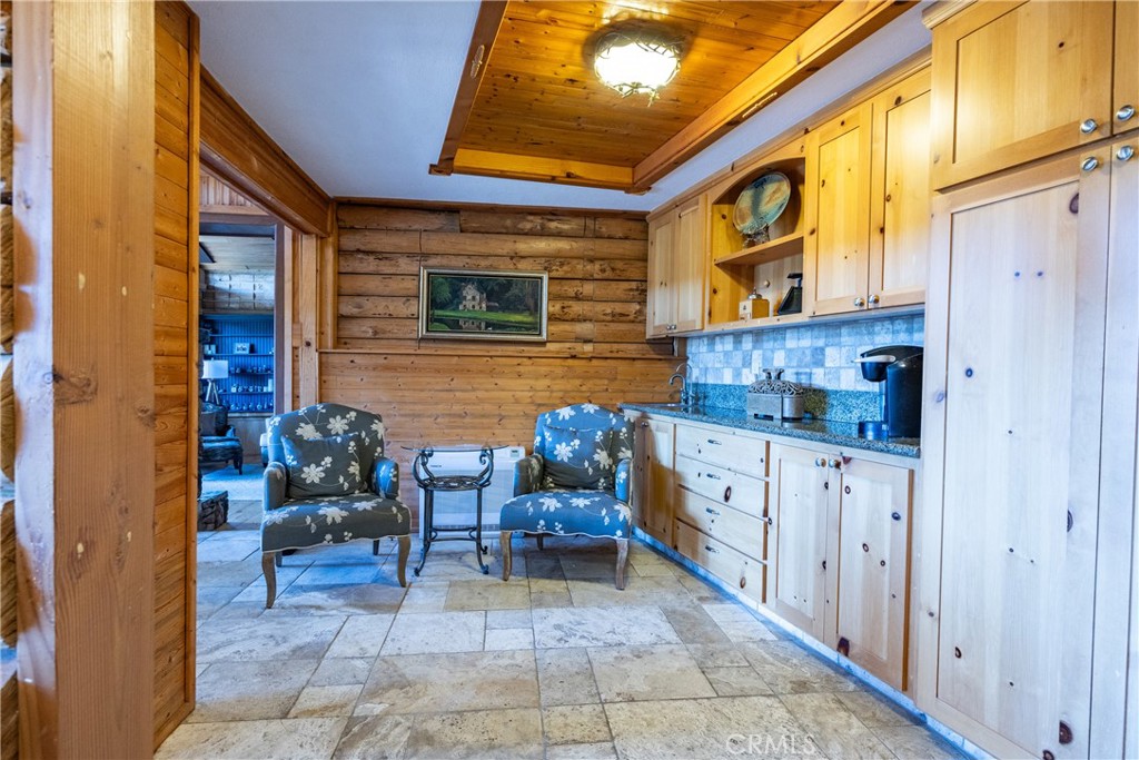 42366 Holiday Way, Coarsegold, CA 93614