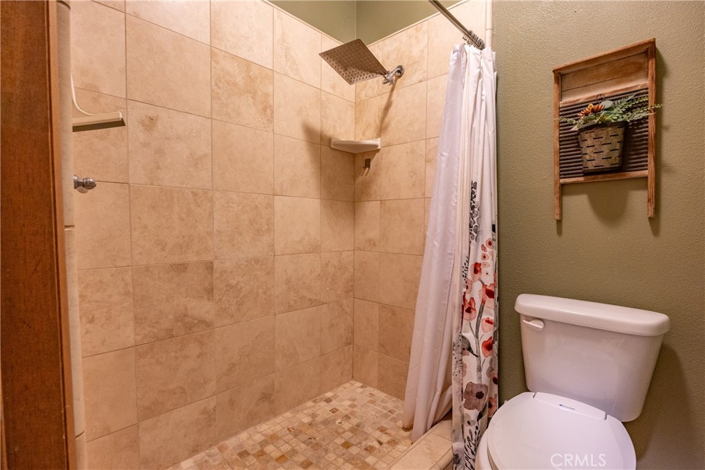 42366 Holiday Way, Coarsegold, CA 93614