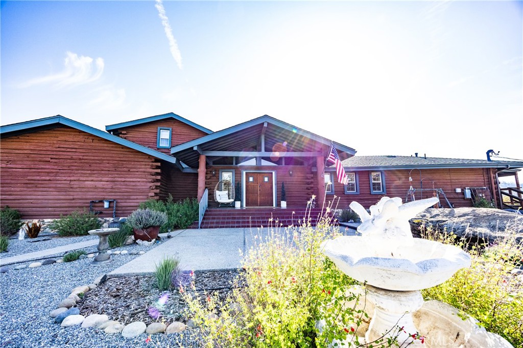 42366 Holiday Way, Coarsegold, CA 93614