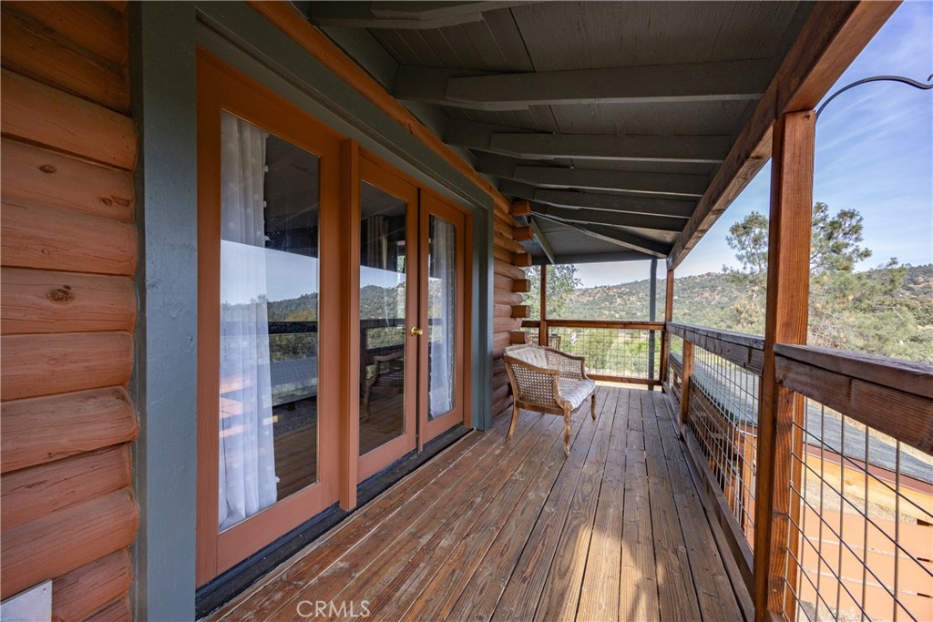 42366 Holiday Way, Coarsegold, CA 93614