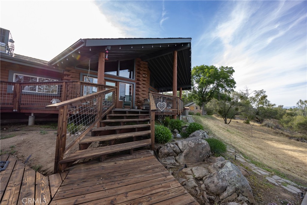 42366 Holiday Way, Coarsegold, CA 93614