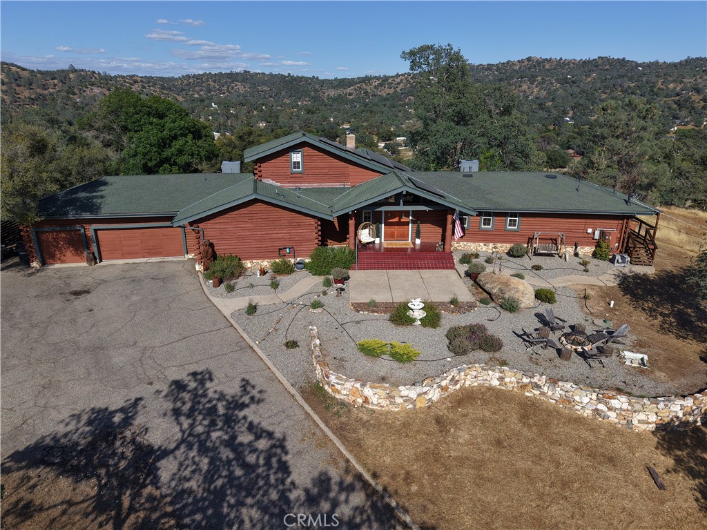 42366 Holiday Way, Coarsegold, CA 93614