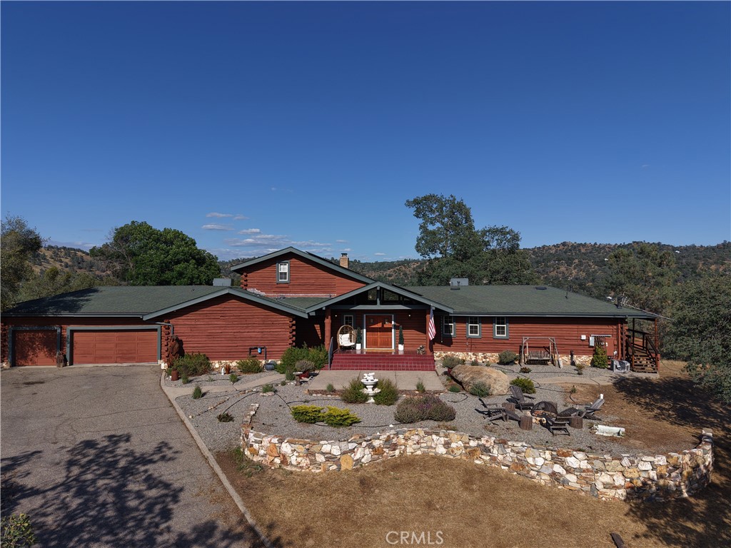 42366 Holiday Way, Coarsegold, CA 93614
