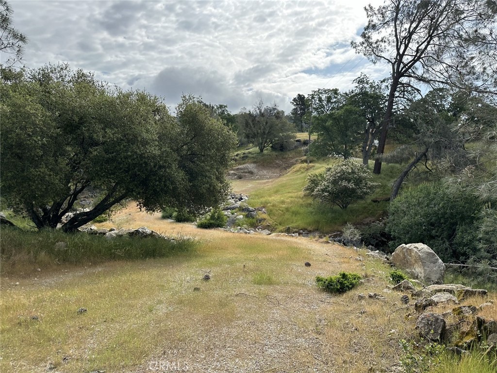 0 Lot 365 E Oak Grove Ct, Coarsegold, CA 93614