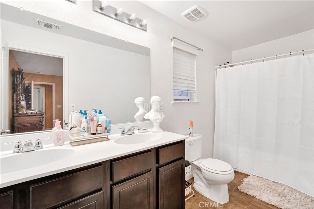 1418 Mandarin, Madera, CA 93638