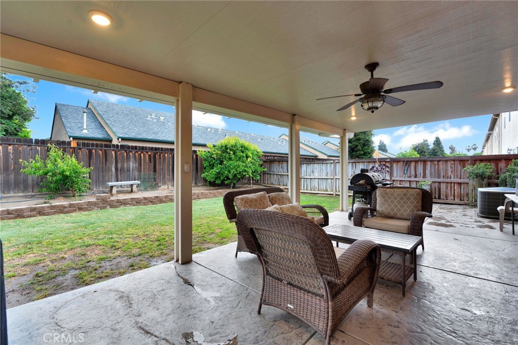 1418 Mandarin, Madera, CA 93638