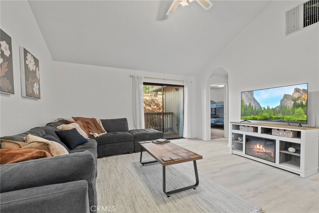 20790 Ferretti, Groveland, CA 95321