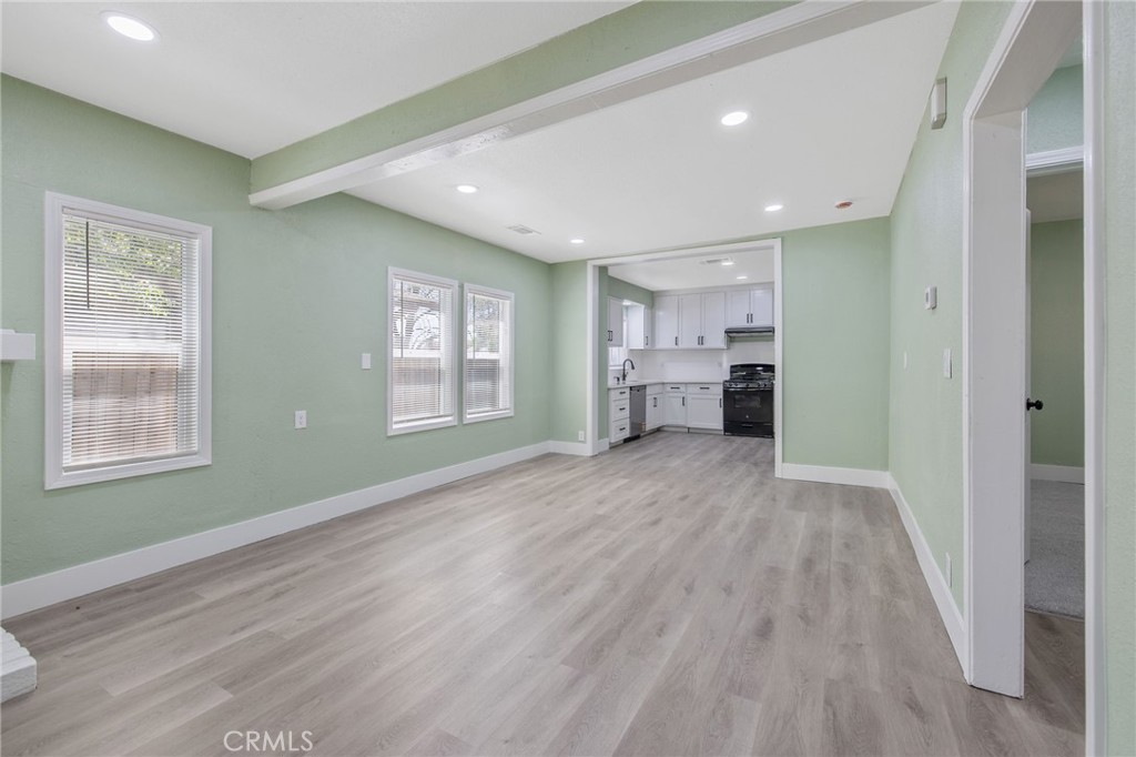 1247 N Ferger Ave, Fresno, CA 93728