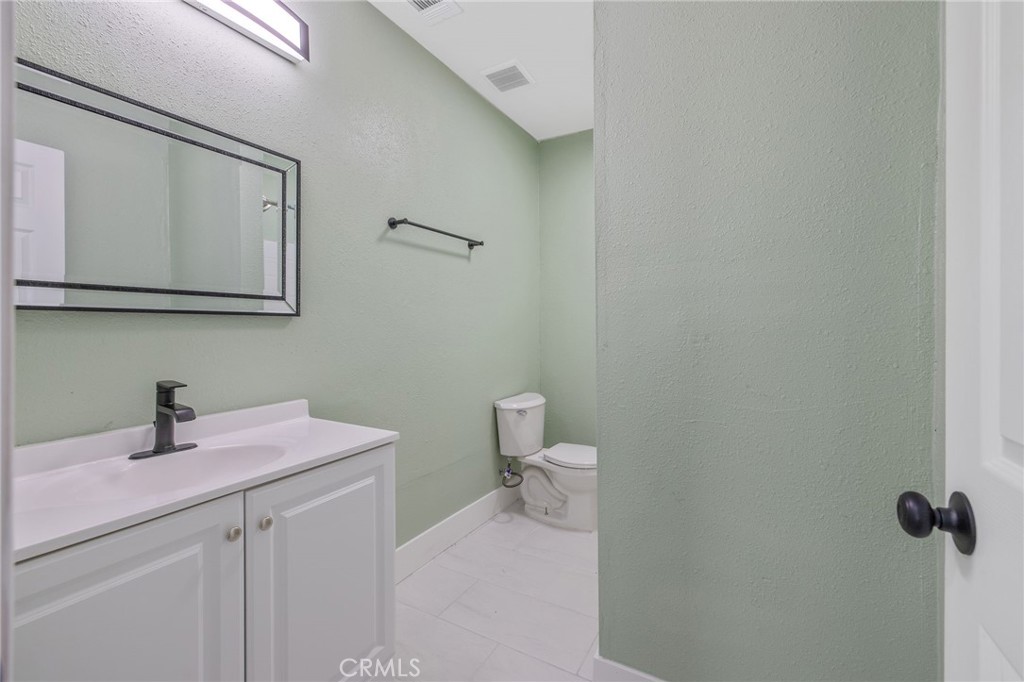 1247 N Ferger Ave, Fresno, CA 93728