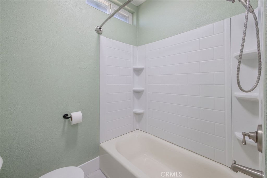 1247 N Ferger Ave, Fresno, CA 93728