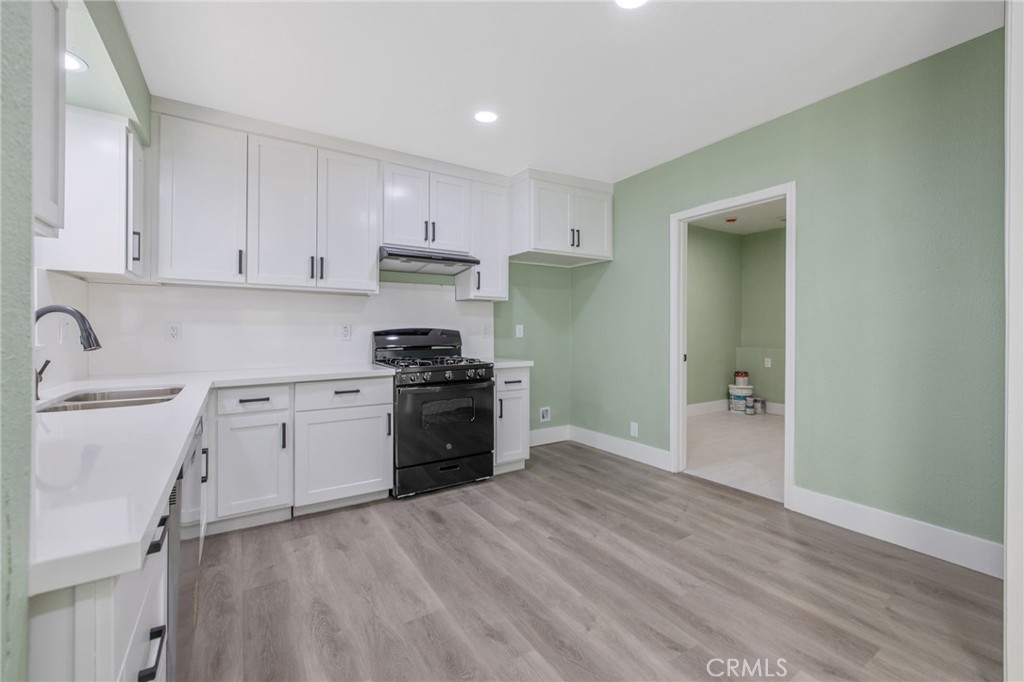 1247 N Ferger Ave, Fresno, CA 93728