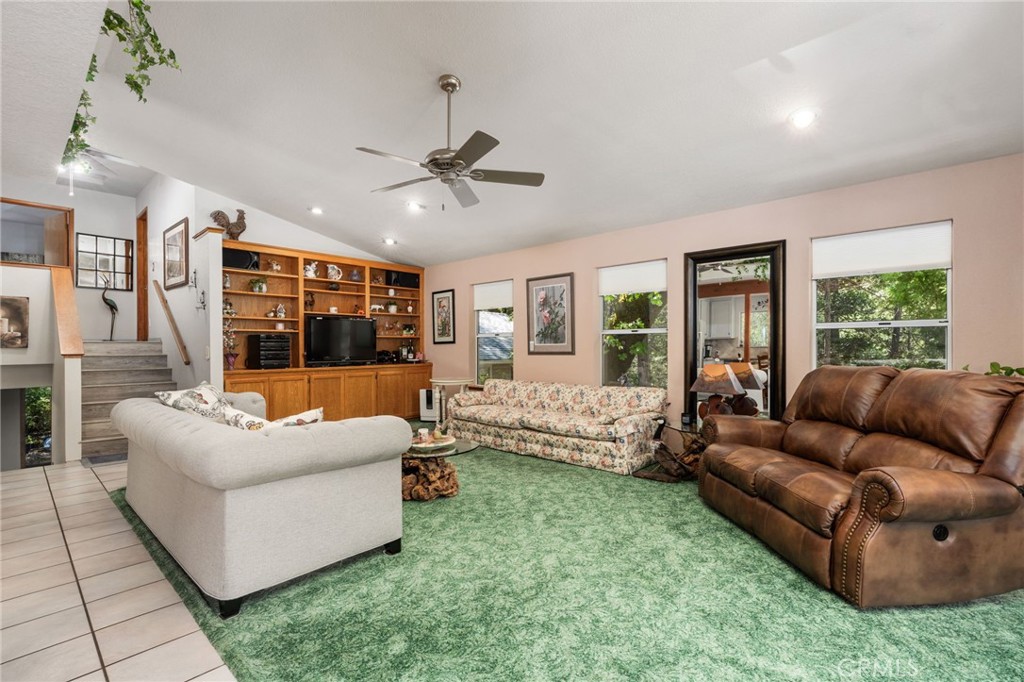 36556 Mudge Ranch Rd, Coarsegold, CA 93614