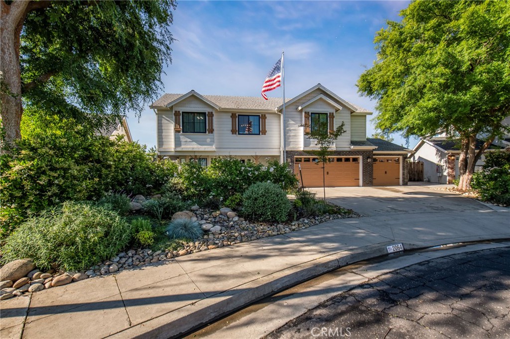 2064 Spruce, Clovis, CA 93611