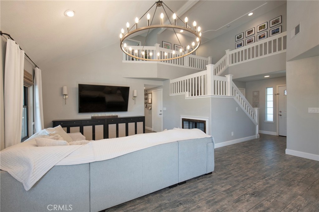 2064 Spruce, Clovis, CA 93611