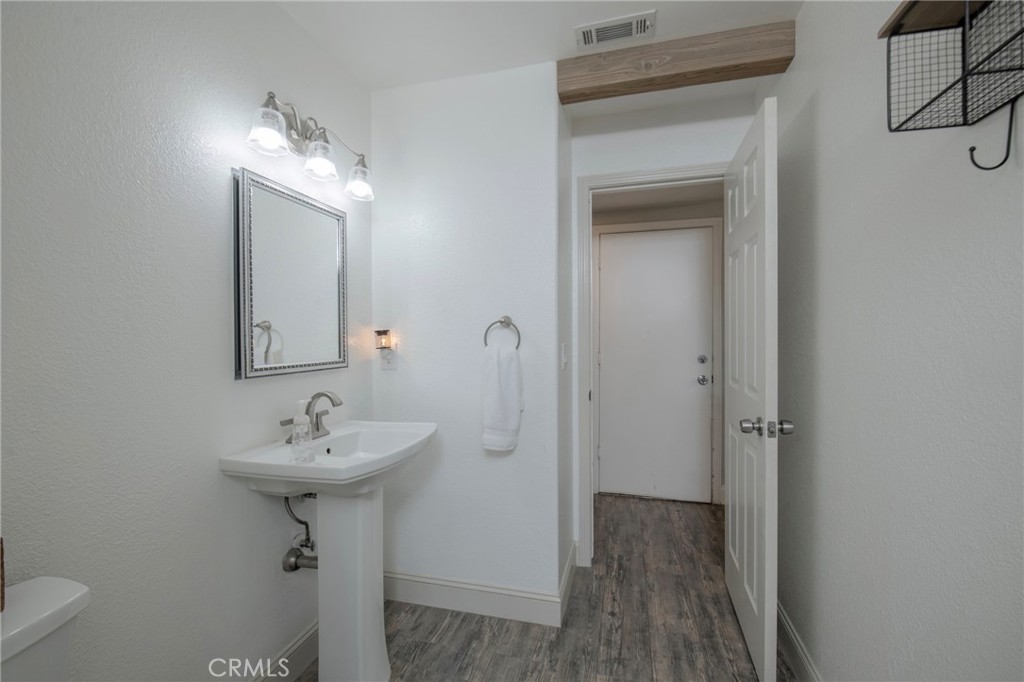 2064 Spruce, Clovis, CA 93611