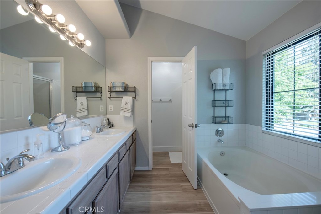 2064 Spruce, Clovis, CA 93611