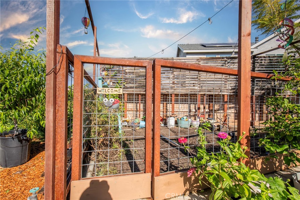 2064 Spruce, Clovis, CA 93611