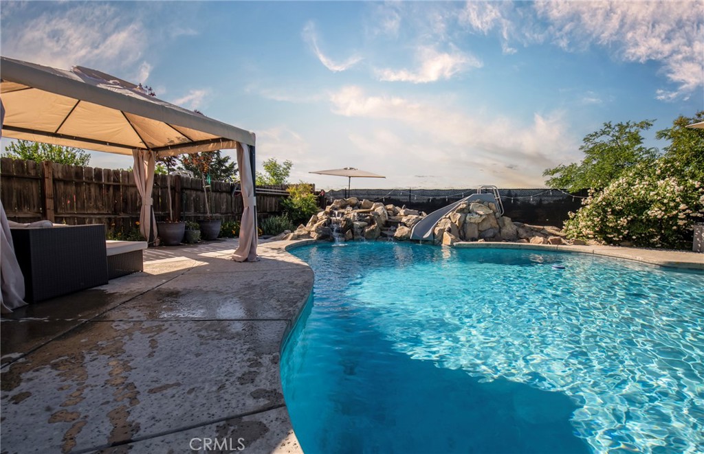 2064 Spruce, Clovis, CA 93611